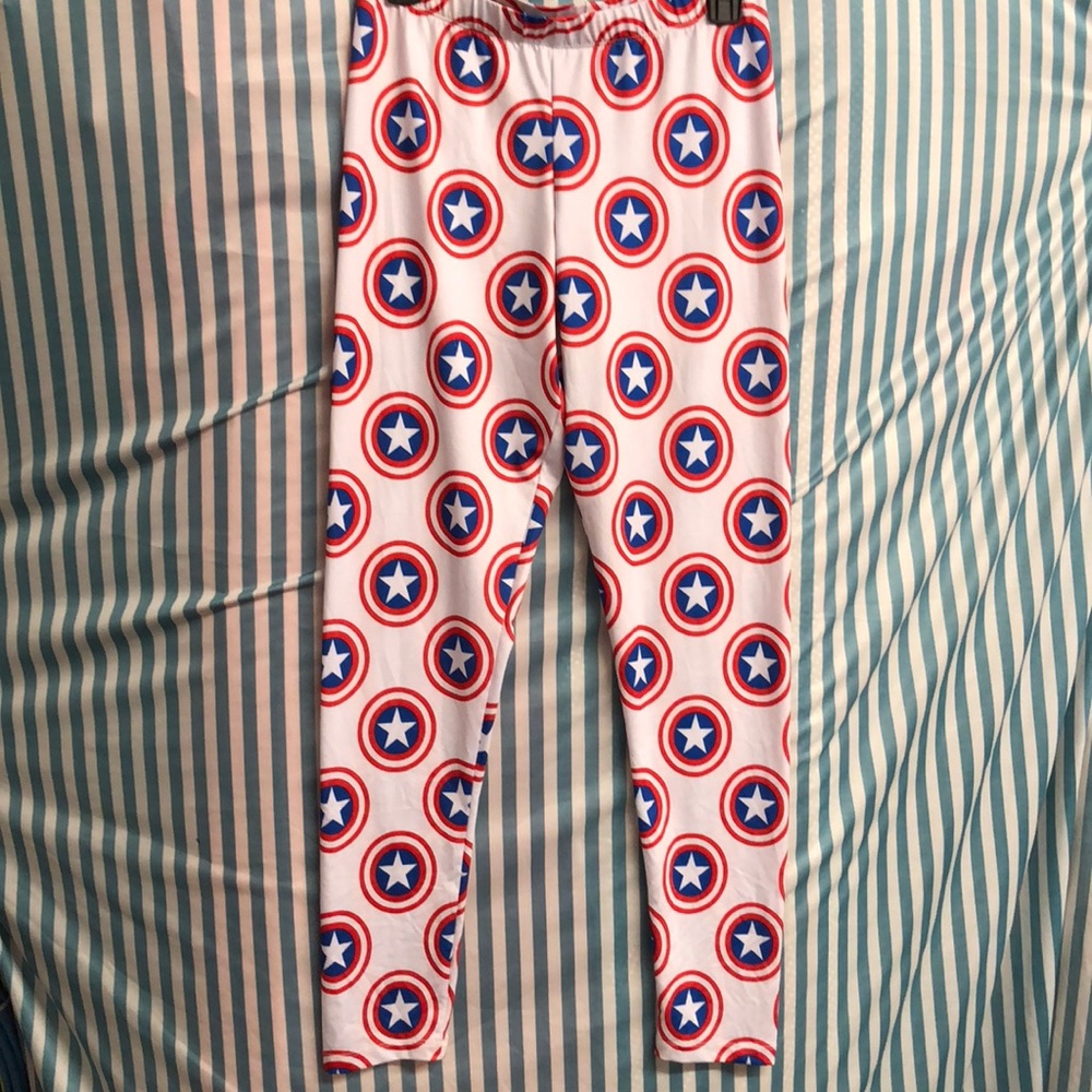 Captain American unisex Junior sz lrg leggings